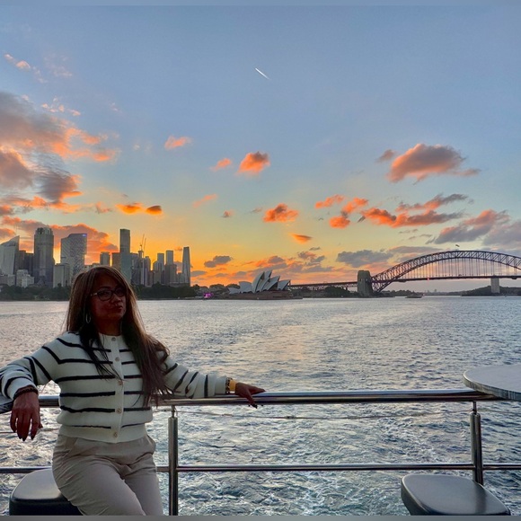 Meet your Posher... ❤️⚡️❤️👽👽🍒🍒 - Picture 3 of 17